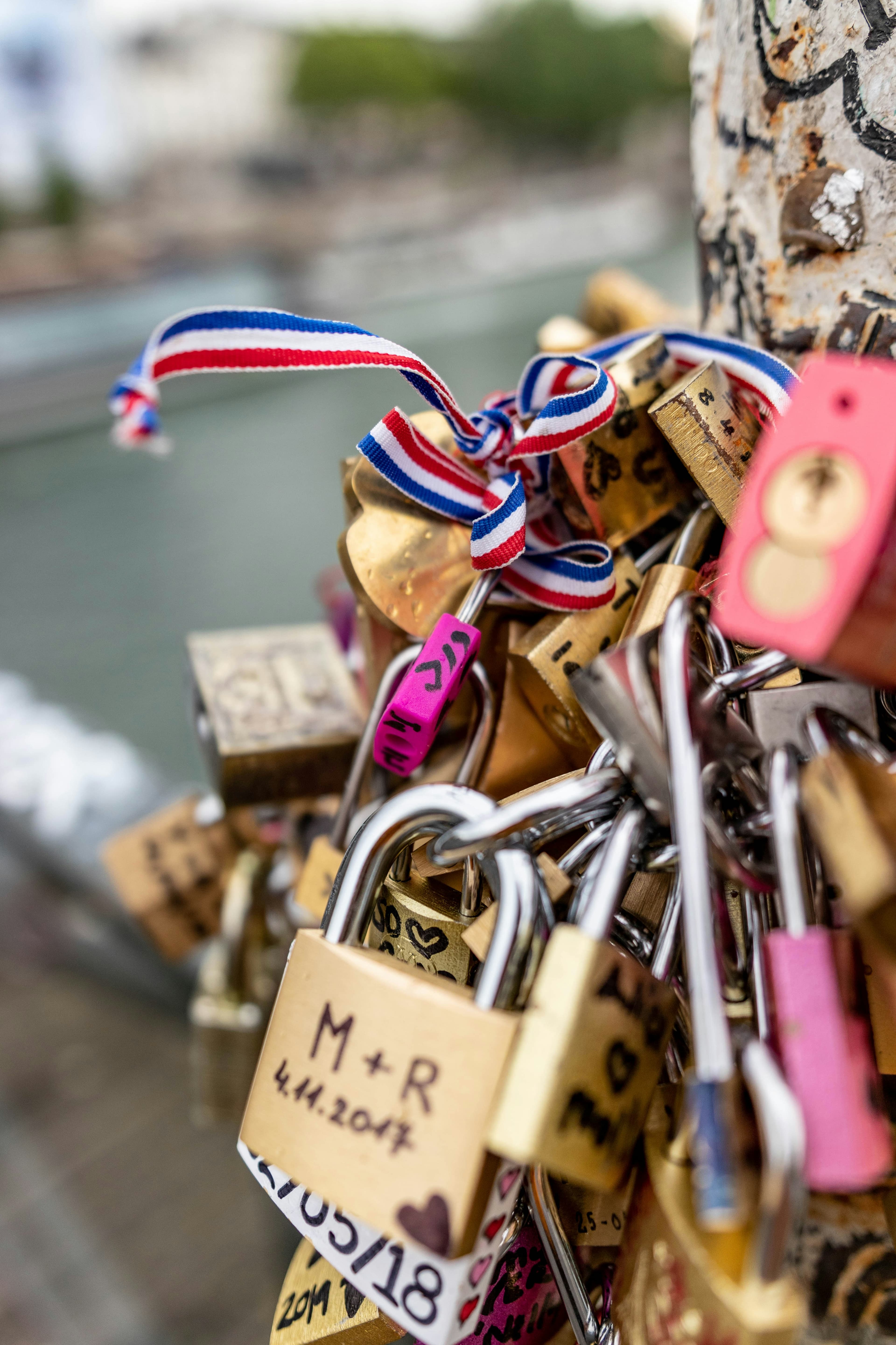 dominik-dvorak-1CxHMEs_4ww-unsplash